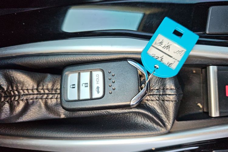 本田 凌派 2022款 180Turbo CVT豪华版中控内饰11