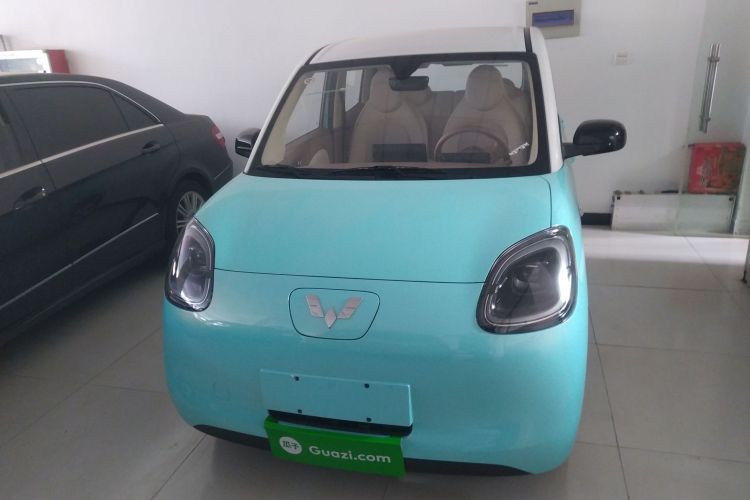 五菱汽车 宏光MINIEV 2025款 四门版 臻享+款车身外观2