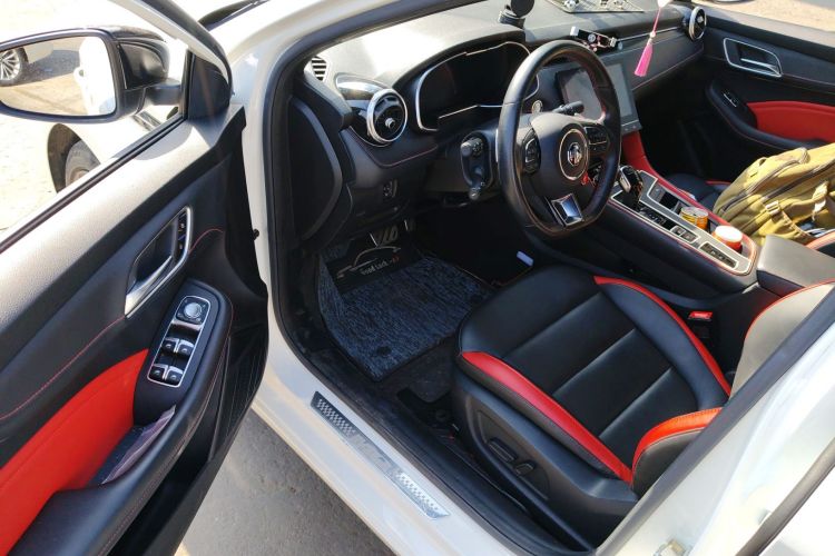 名爵 MG6 2020款 1.5T 自动Trophy豪华版中控内饰7003