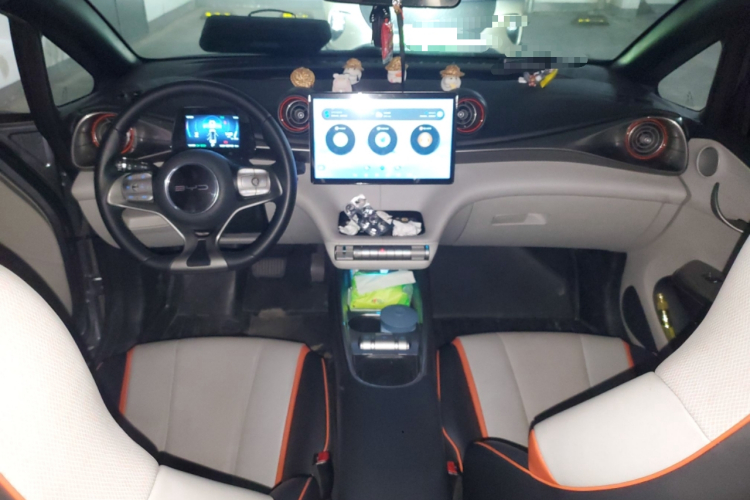 比亚迪 海豚 2021款 405km 时尚版中控内饰12