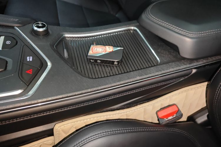 领克01 2021款 2.0TD 两驱型Pro中控内饰11