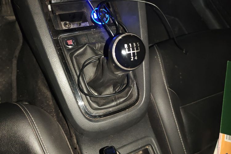 大众 速腾 2017款 230TSI 手动舒适型中控内饰18