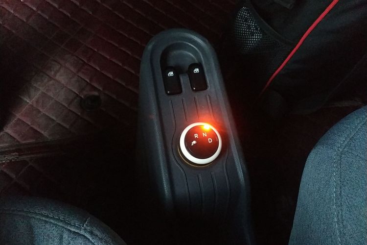 五菱汽车 宏光MINIEV 2021款 马卡龙臻享款 磷酸铁锂局部细节18