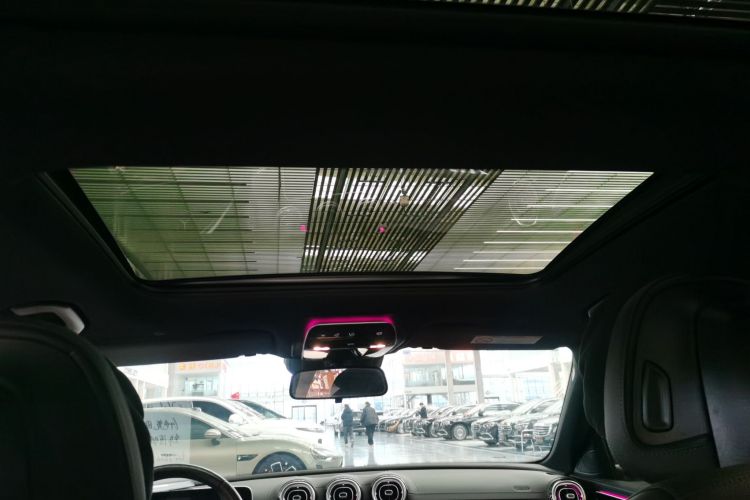 奔驰C级 2024款 改款二 C 260 L 运动版中控内饰22