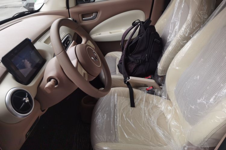 五菱汽车 宏光MINIEV 2025款 四门版 进阶款中控内饰19