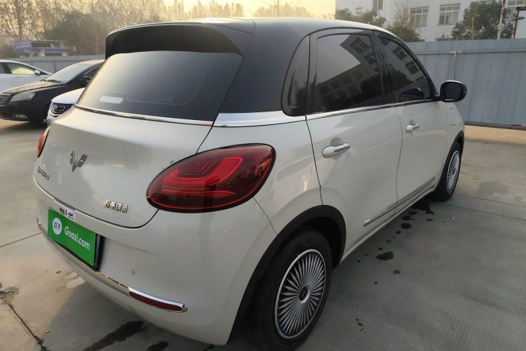 五菱汽车 五菱缤果 2023款 410km 灵犀尊享款车身外观7