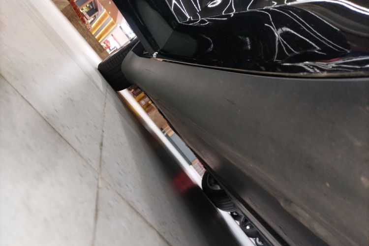 特斯拉 Model Y 2022款 改款 后轮驱动版局部细节9001