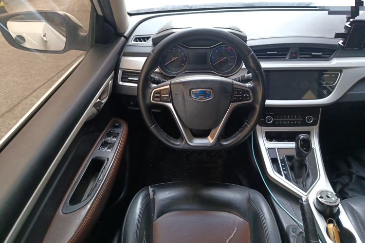 吉利汽车 远景 2018款 1.5L 自动幸福版局部细节13