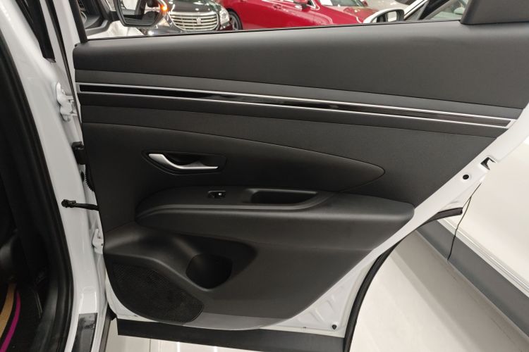 现代 2023款 途胜L 1.5T 自动两驱GLX精英版中控内饰45