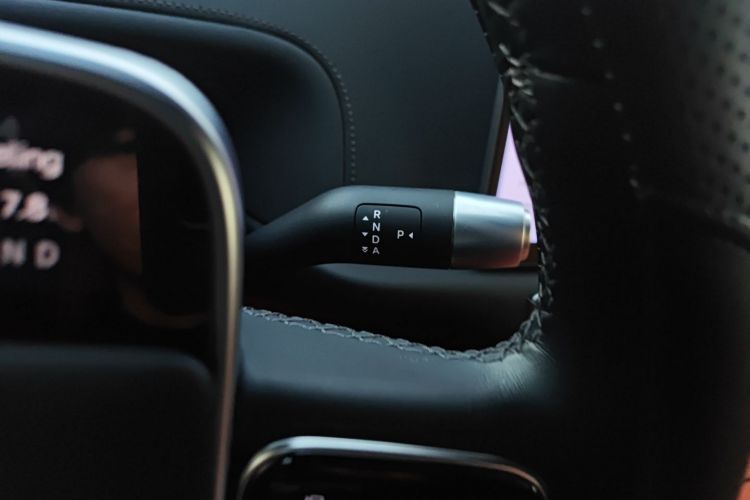 理想汽车 理想L6 2024款 Pro中控内饰18