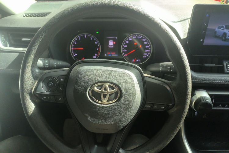 丰田 威兰达 2023款 2.0L CVT两驱领先版中控内饰13