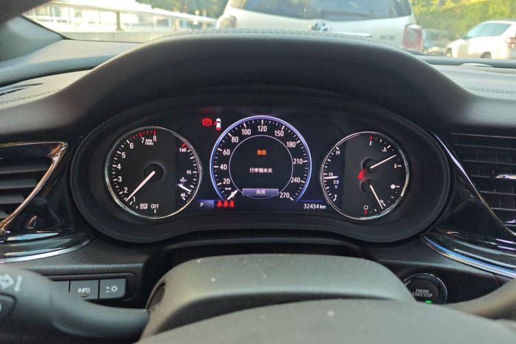 别克 君威 2020款 GS 28T 尊贵型中控内饰14