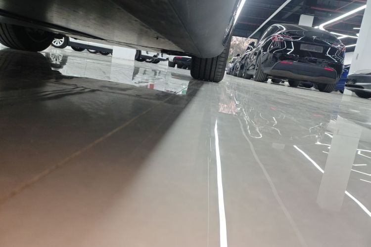 特斯拉 Model Y 2025款 长续航全轮驱动 首发版局部细节9001