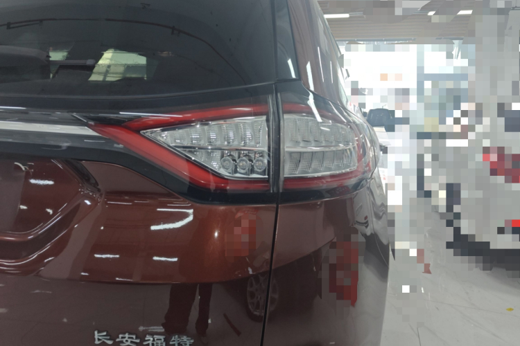 福特 锐界 2015款 2.0T GTDi 四驱尊锐型车身外观9