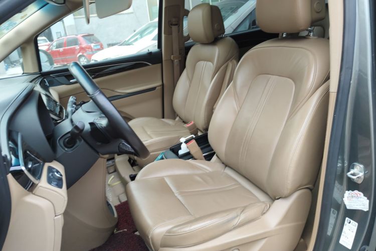 别克GL8 2018款 ES 28T 旗舰型 国VI中控内饰19