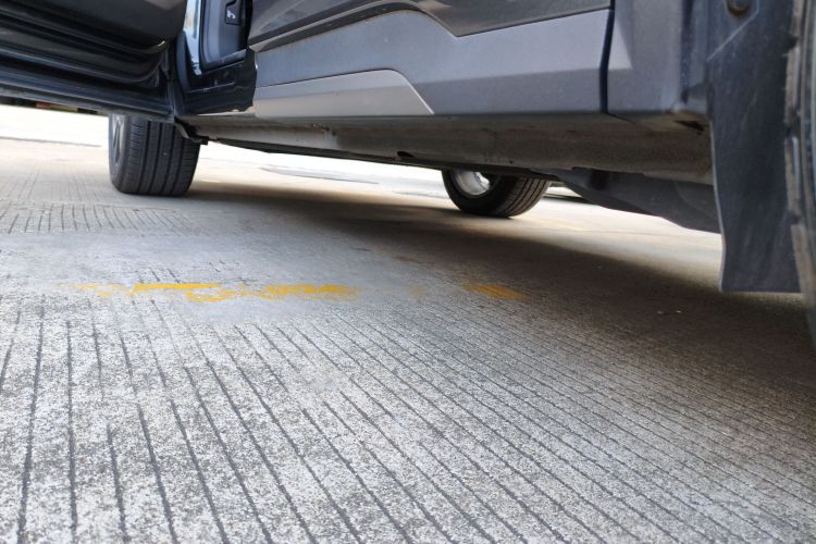 领克01 2023款 2.0TD 两驱型Pro局部细节9002