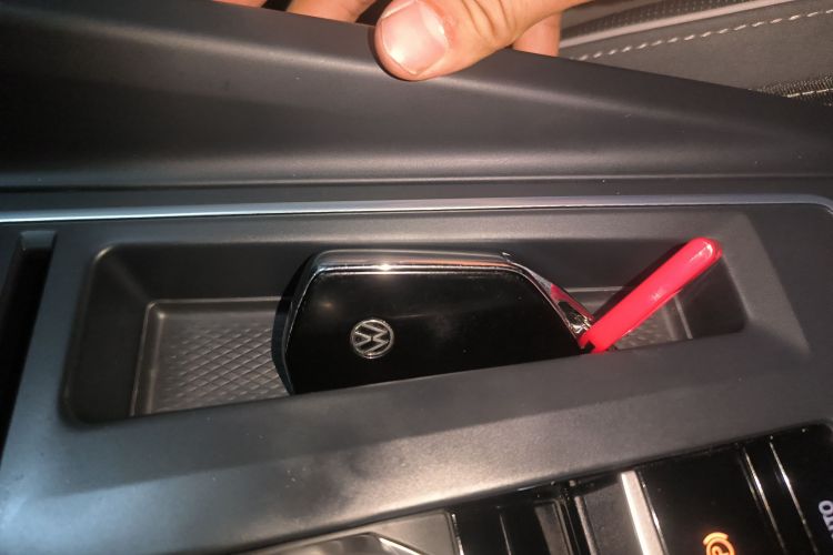 大众 高尔夫 2023款 改款 280TSI DSG R-Line Lite中控内饰7001