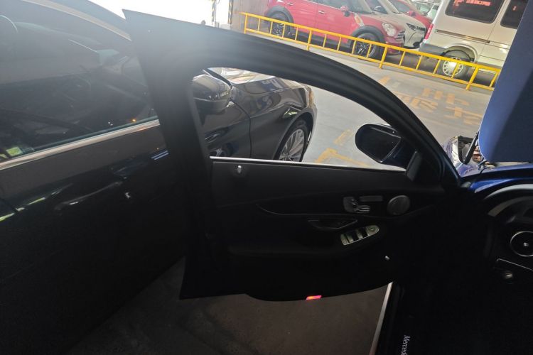 奔驰C级 2020款 改款 C 260 L 运动版中控内饰7007