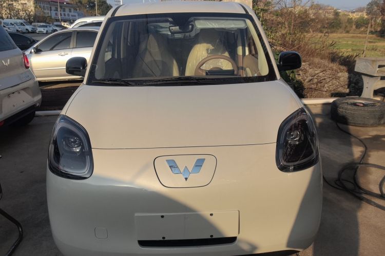 五菱汽车 宏光MINIEV 2025款 四门版 进阶款车身外观2