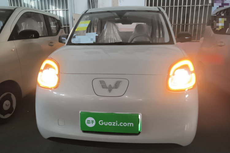 五菱汽车 宏光MINIEV 2025款 四门版 进阶款车身外观2