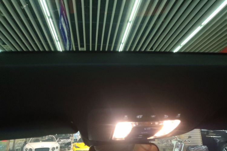 奔驰A级AMG 2022款 AMG A 35 L 4MATIC中控内饰22