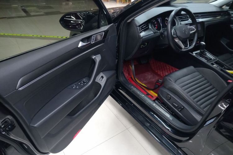 大众 迈腾 2020款 330TSI DSG 领先型中控内饰20