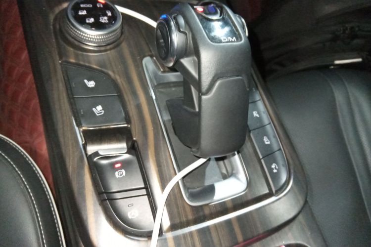 坦克300 2023款 城市版 2.0T 很有型中控内饰18