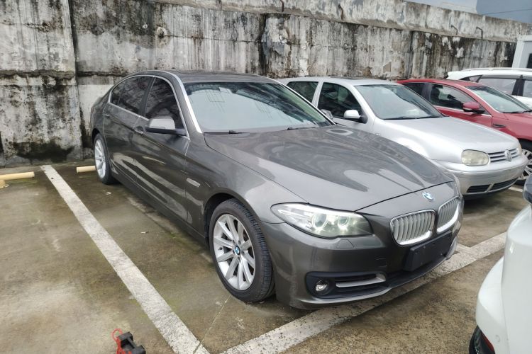 宝马5系 2015款 535Li 领先型车身外观6002