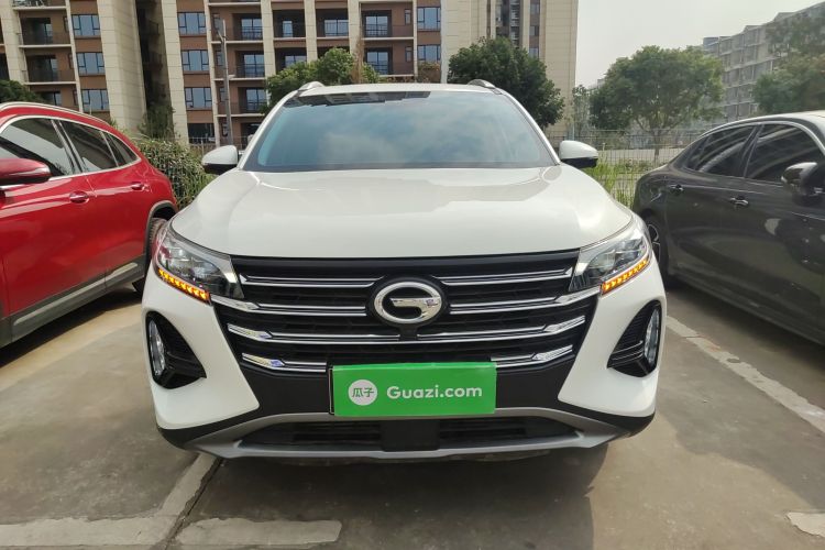 广汽传祺 传祺GS4 2022款 270T 自动智行科技版车身外观2