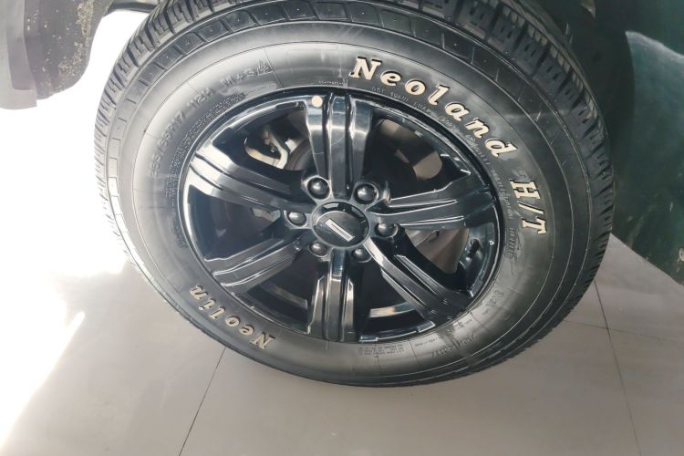 坦克300 2021款 越野版 2.0T 征服者车身外观6008