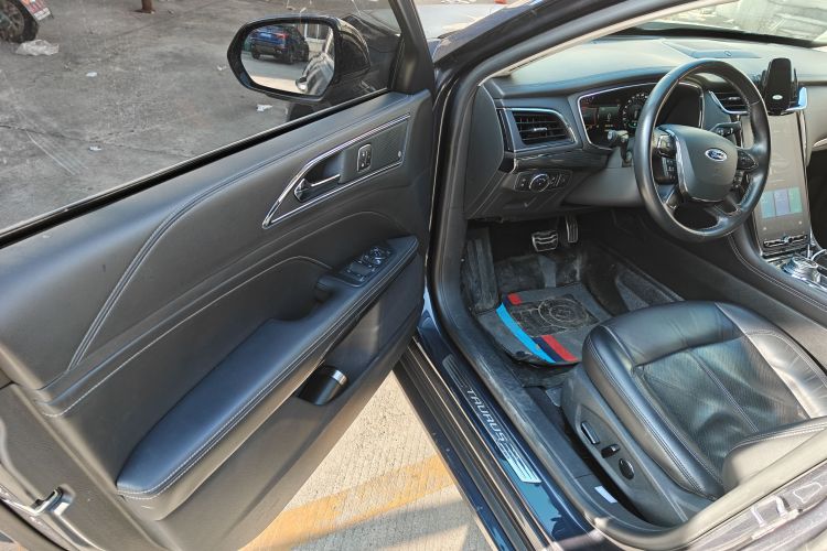 福特 金牛座 2019款 EcoBoost 245 尊享版中控内饰20