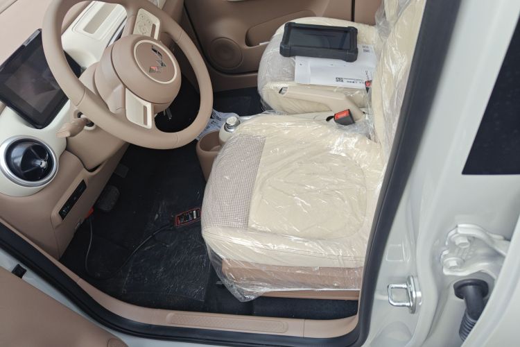 五菱汽车 宏光MINIEV 2025款 四门版 进阶款中控内饰19