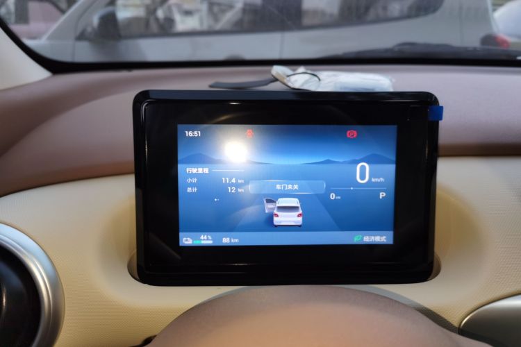 五菱汽车 宏光MINIEV 2025款 四门版 臻享+款中控内饰14