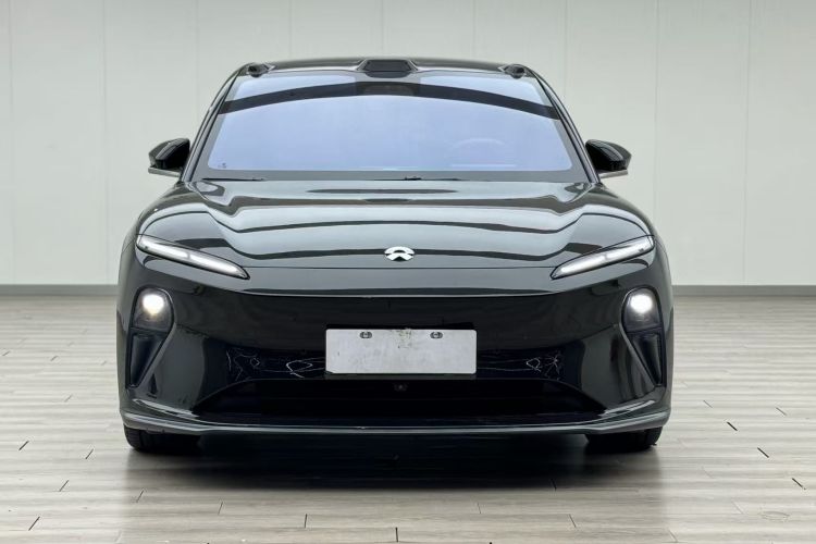 蔚来ET5T 2024款 75kWh Touring车身外观2