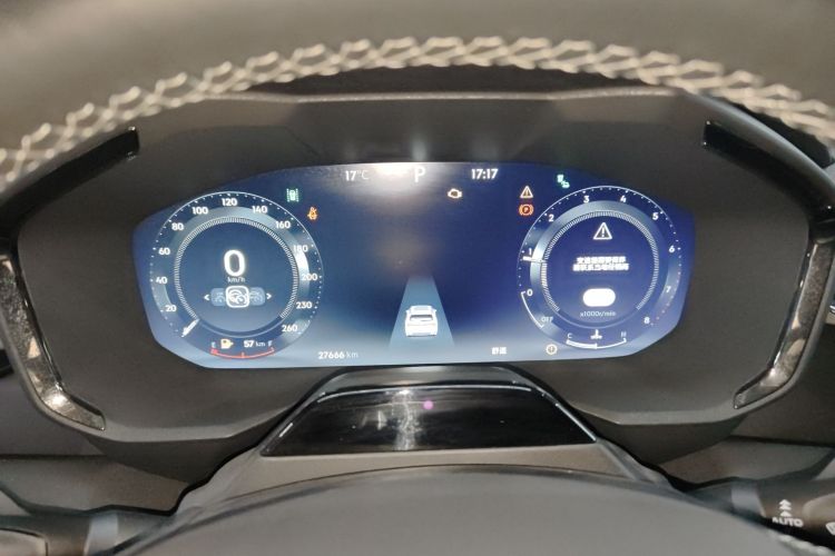 领克01 2023款 2.0TD 四驱暗夜版中控内饰14