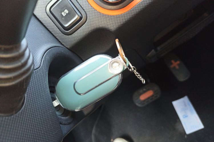 五菱汽车 宏光MINIEV 2022款 自在款 磷酸铁锂中控内饰11