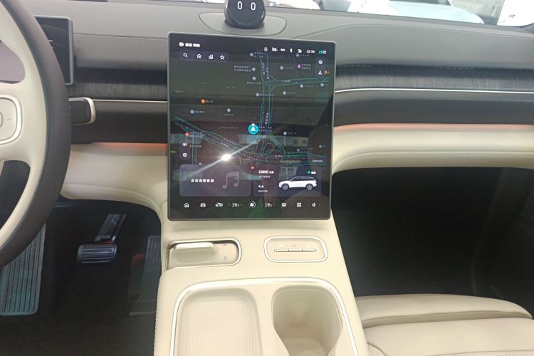 蔚来ES6 2024款 75kWh中控内饰16