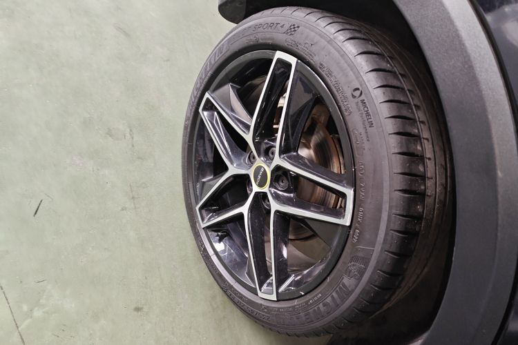 荣威RX5新能源 2021款 ePLUS 国潮荣麟旗舰版车身外观6008