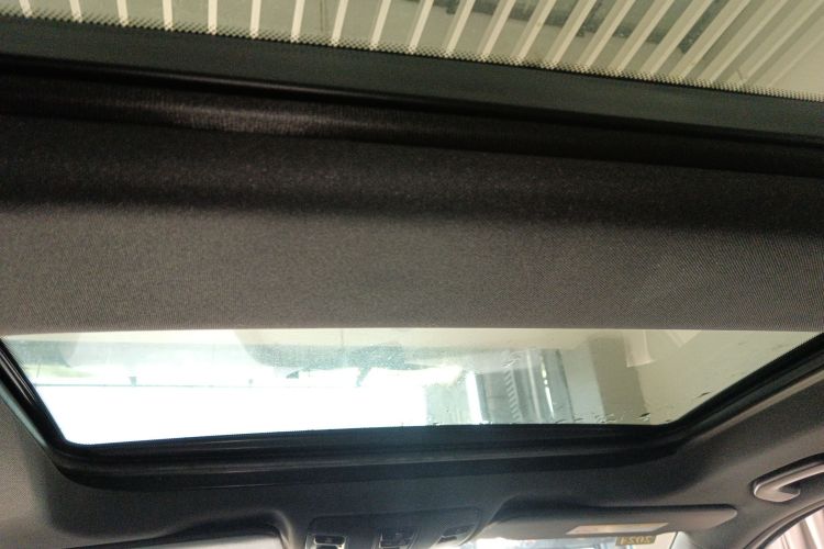 奔驰B级 2015款 B 200 时尚型中控内饰22