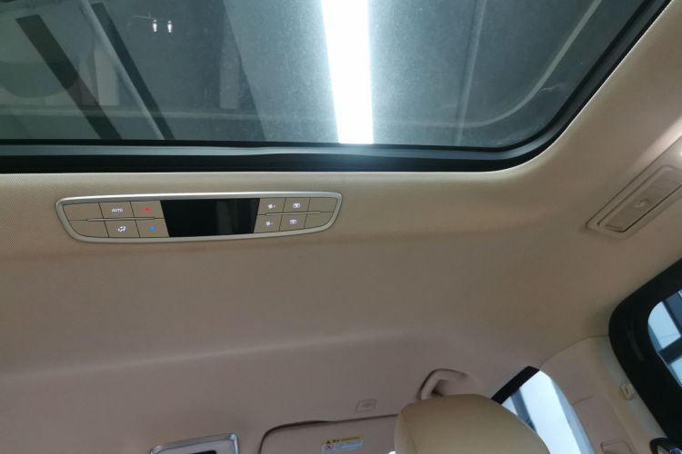 奔腾M9 2023款 2.0T 尊享型中控内饰22