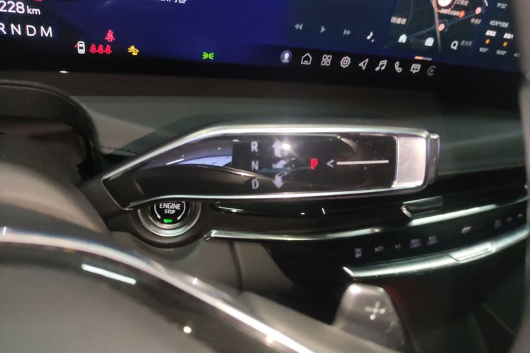 凯迪拉克CT6 2023款 28T 尊贵型中控内饰18