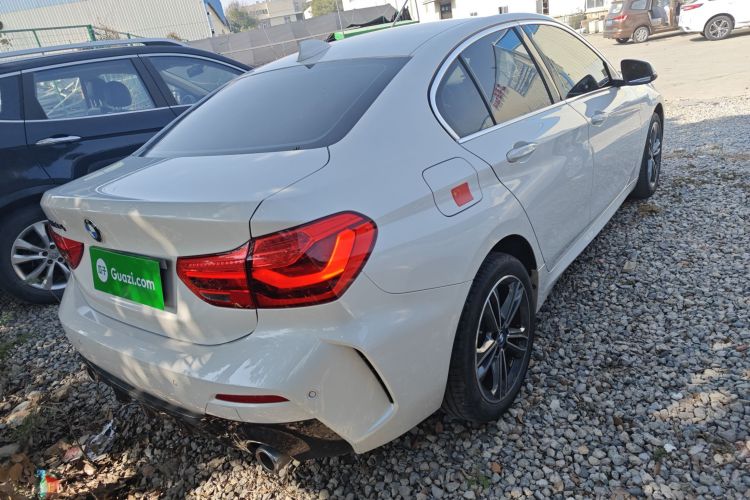 宝马1系 2023款 120i M运动版车身外观6005