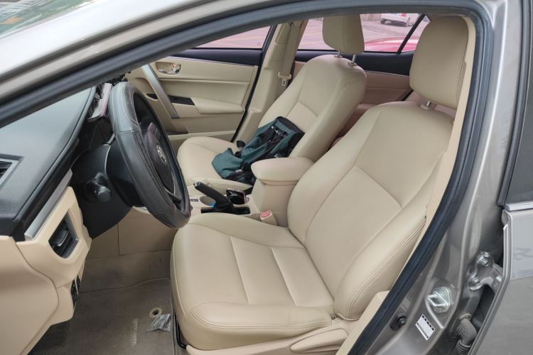 丰田 卡罗拉 2014款 1.6L CVT GL局部细节19