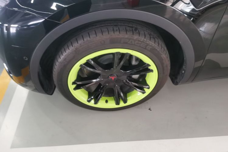 特斯拉 Model Y 2022款 改款 后轮驱动版车身外观6001