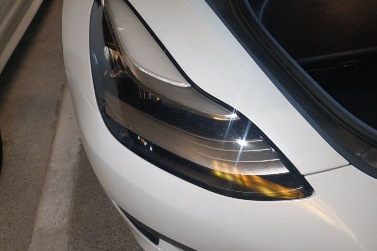 特斯拉 Model 3 2020款 改款 标准续航后驱升级版车身外观6006