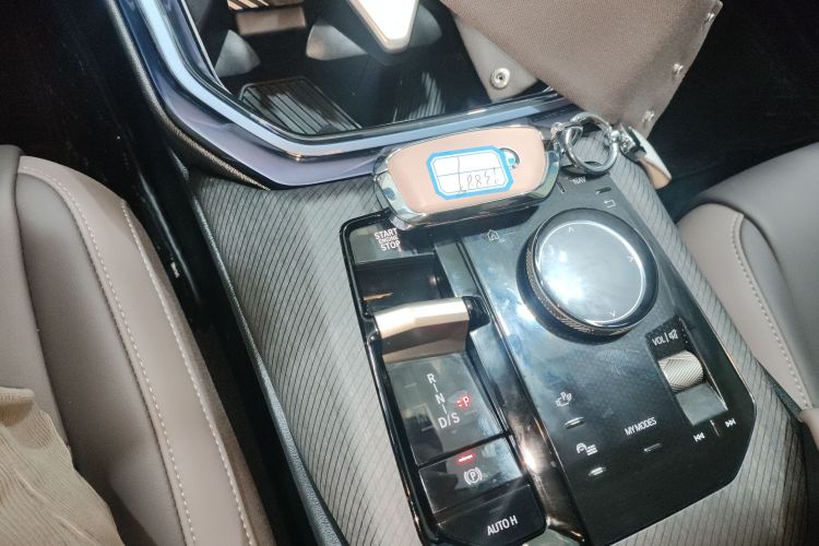 宝马X3 2025款 改款 xDrive25L 豪华套装局部细节18