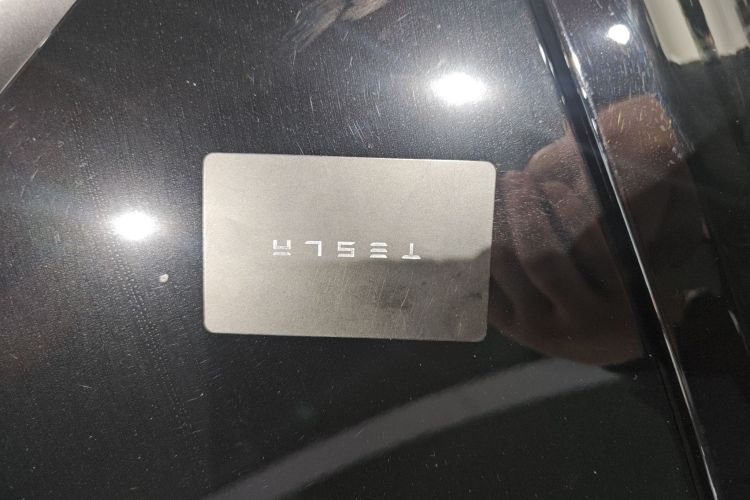 特斯拉 Model Y 2022款 后轮驱动版中控内饰11