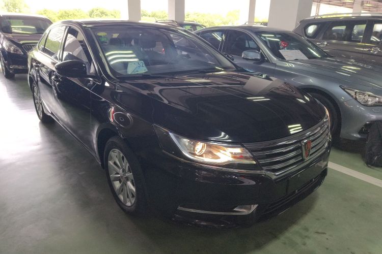 荣威i6 2017款 20T 手动豪华版车身外观3