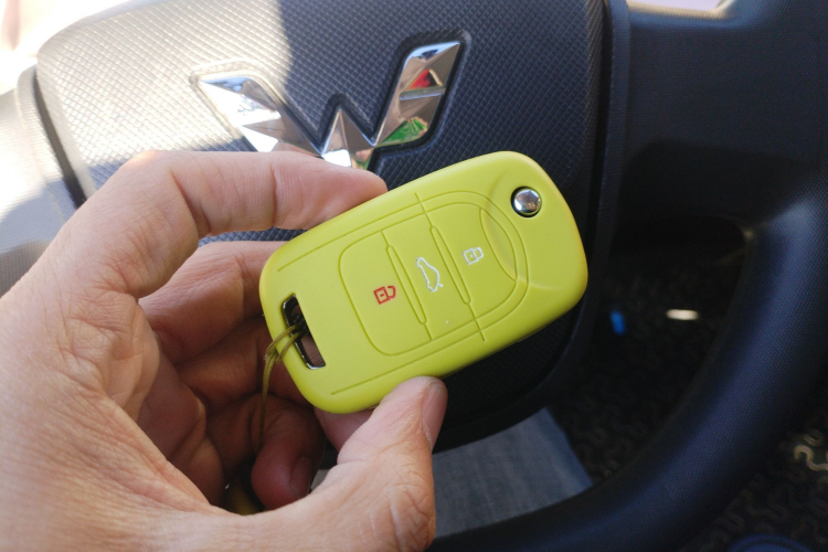 五菱汽车 宏光MINIEV 2020款 自在款 三元锂中控内饰11