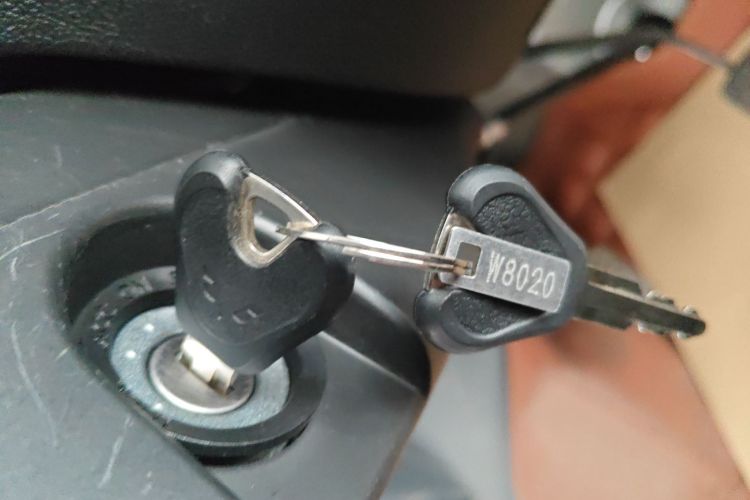 五菱汽车 五菱之光 2023款 1.5L 实用型 5/7座中控内饰7001